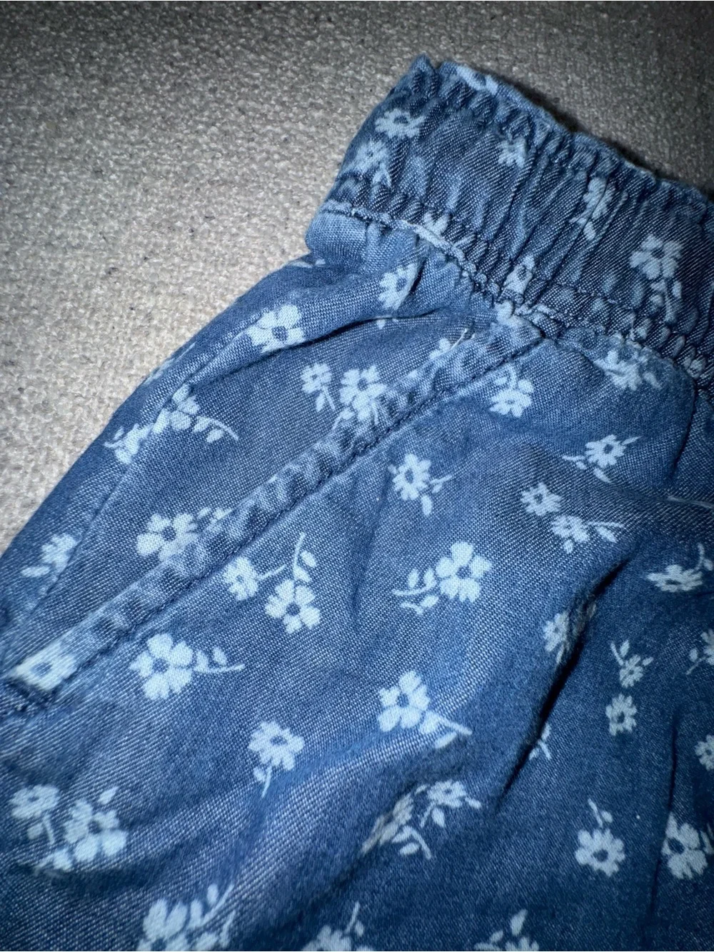 Women's Navy Floral Elastic Waist Shorts